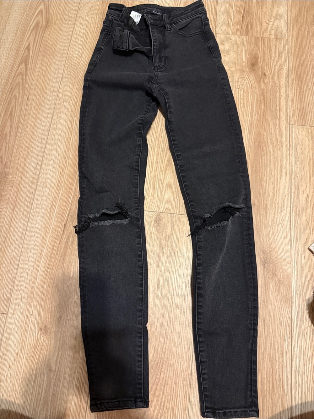 American Eagle Outfitters Black Ripped High-Rise Jeggings